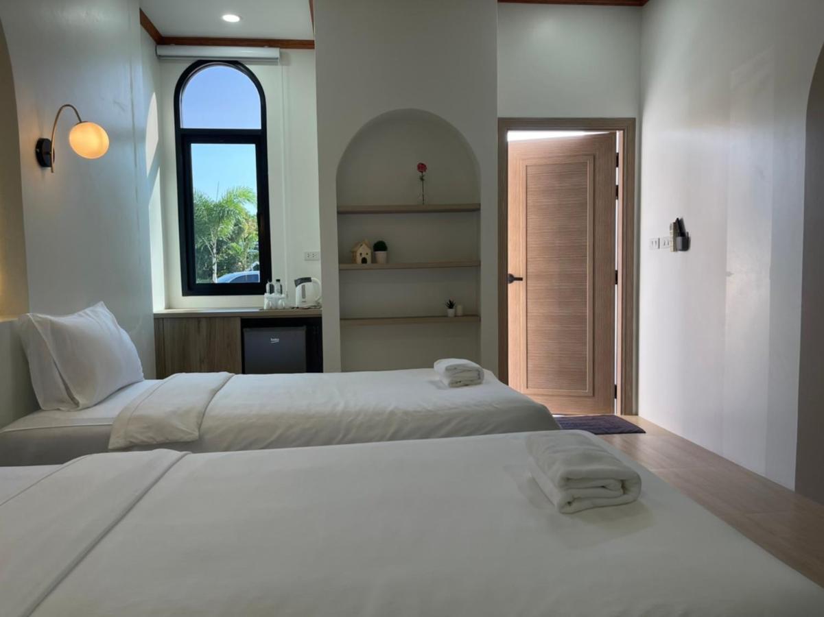 สต็อกโฮม เขาใหญ่ Hotel Pakchong Exterior photo